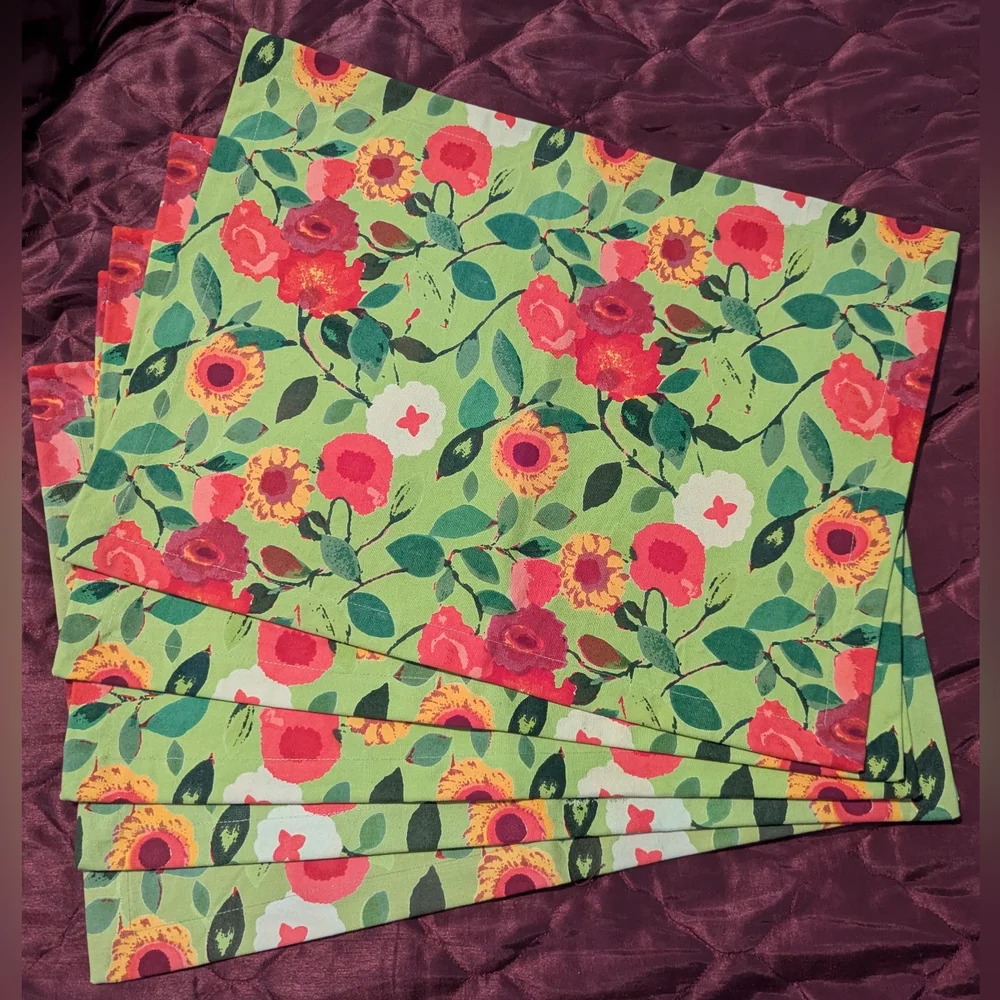 Crate and Barrel Louise Floral Green Multi Color 100% Cotton 5-PC Placemat Set